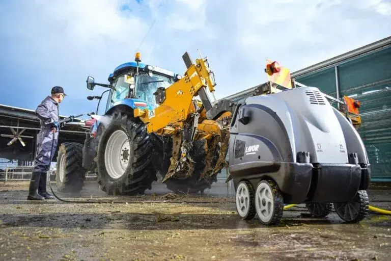 Vysokotlaký vodní čistič odstraní i ty nejodolnější nečistoty během okamžiku